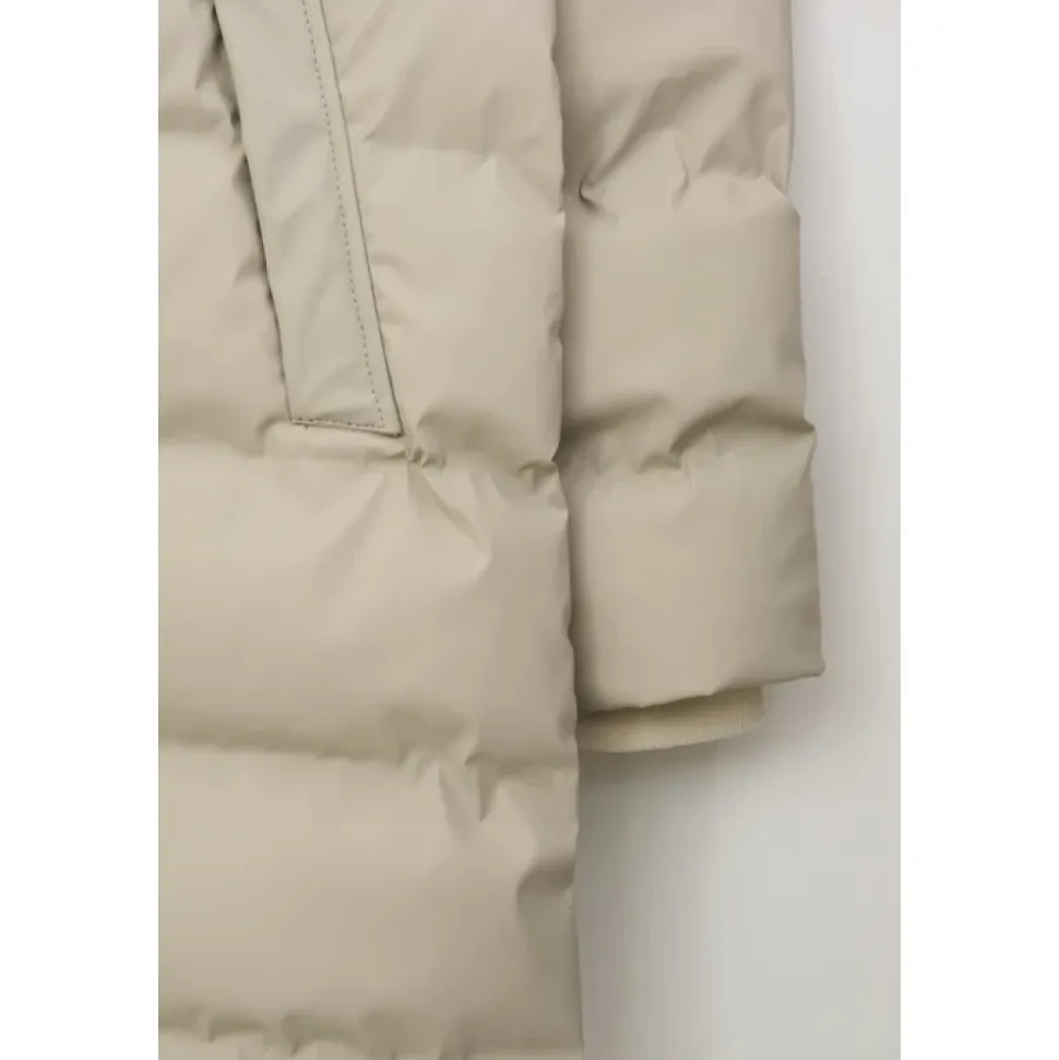 Chaqueta Impermeable Stuhi