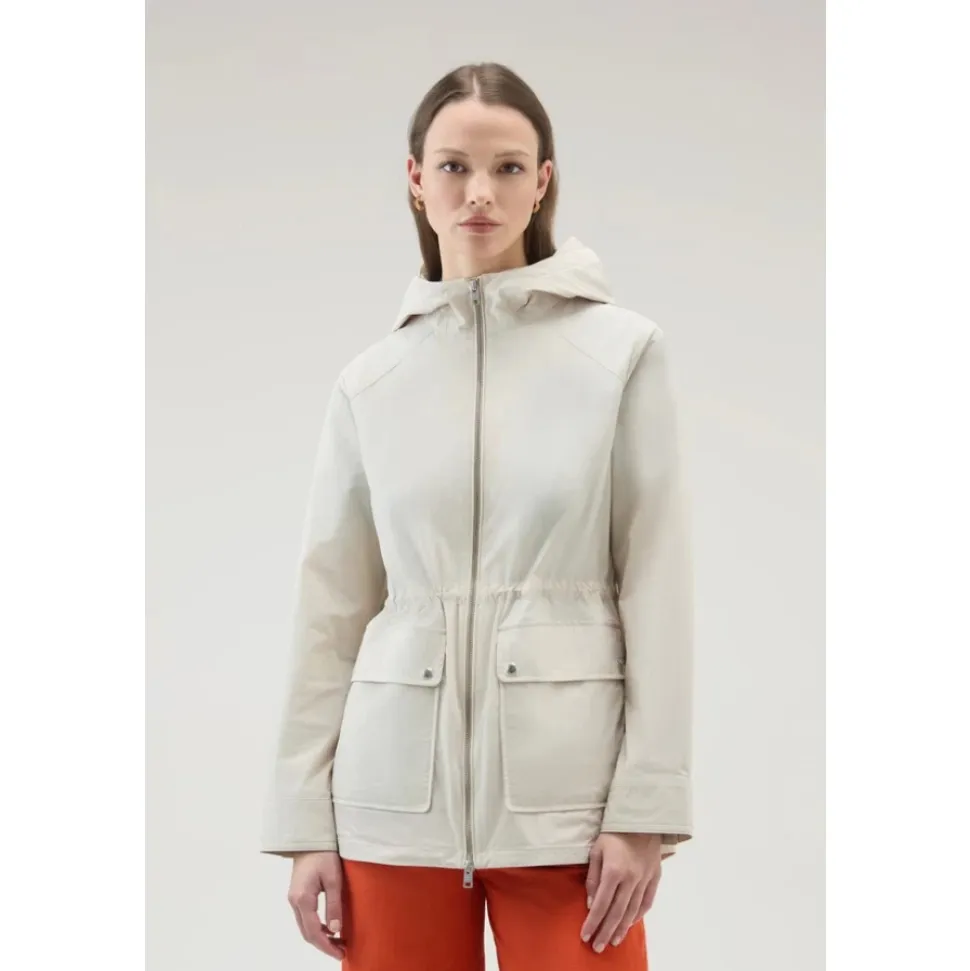 Chaqueta Outdoor con Capucha