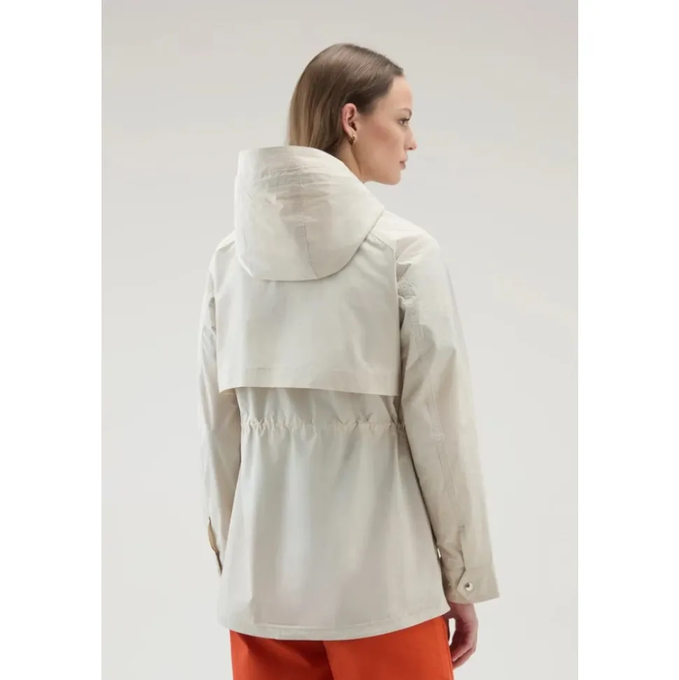 Chaqueta Outdoor con Capucha