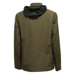 Chaqueta rompevientos verde con forro