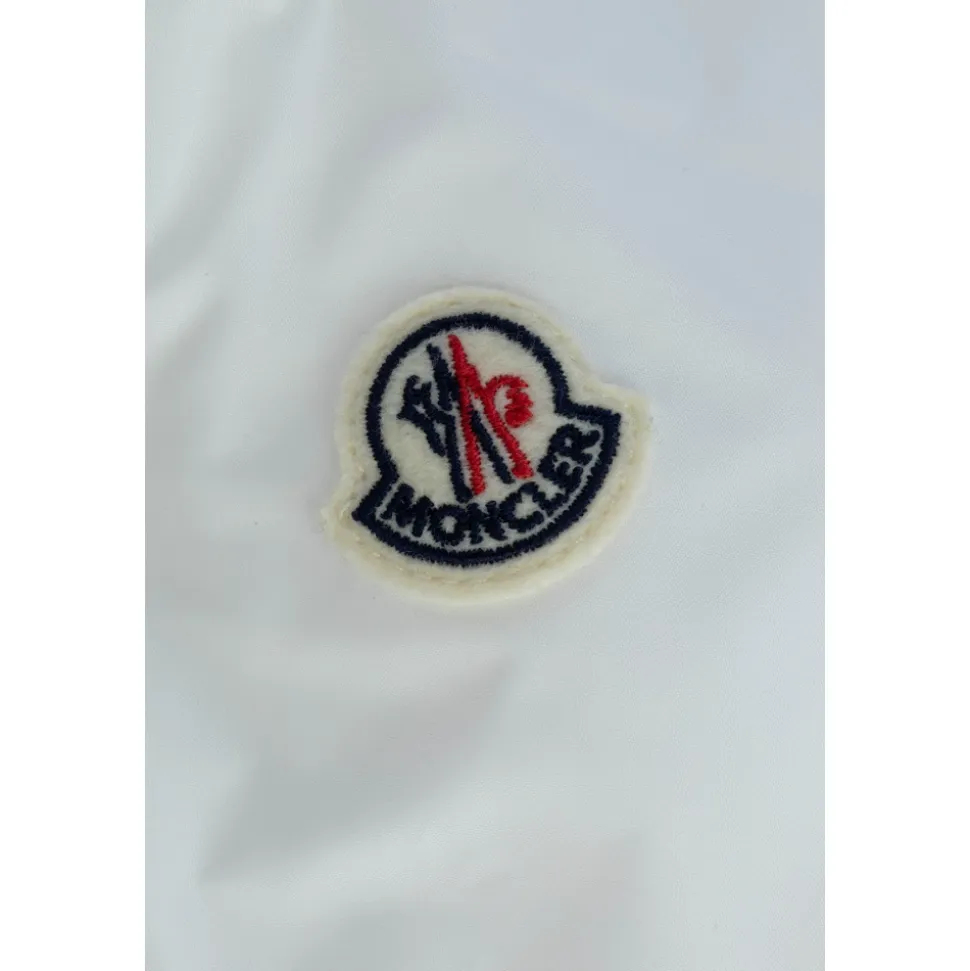Chaquetas elegantes para hombres y mujeres