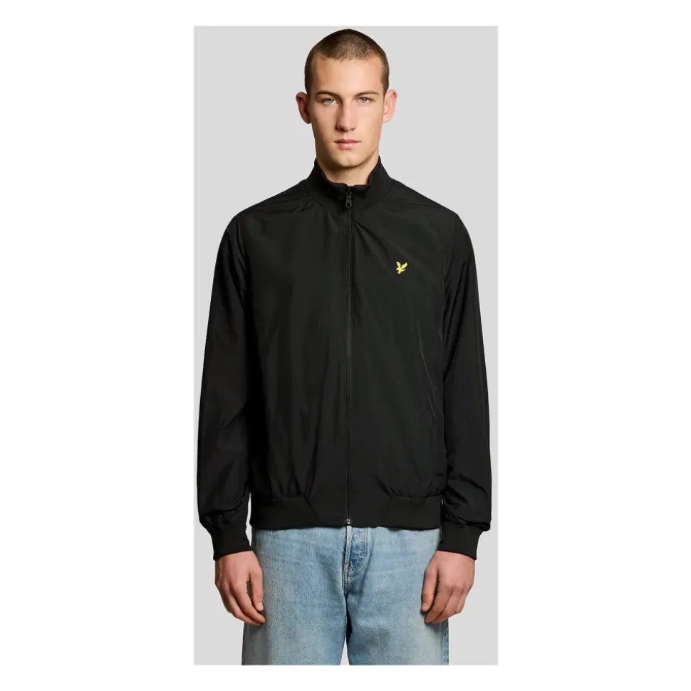 Chaqueta Shell con Cuello Alto