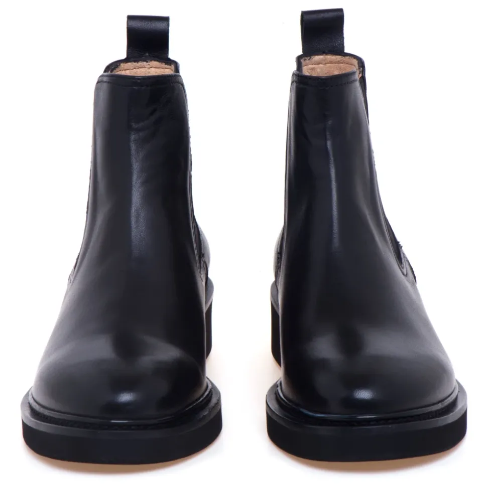 Chelsea Boot