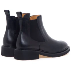 Chelsea Boot