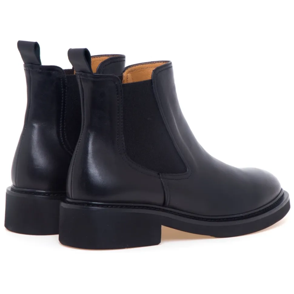 Chelsea Boot