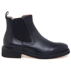 Chelsea Boot