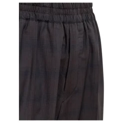Chinos