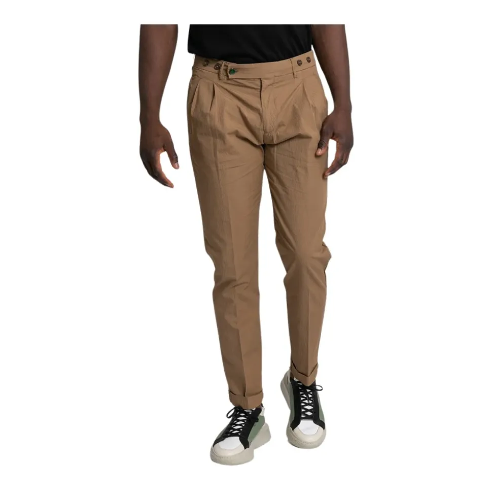 Chinos