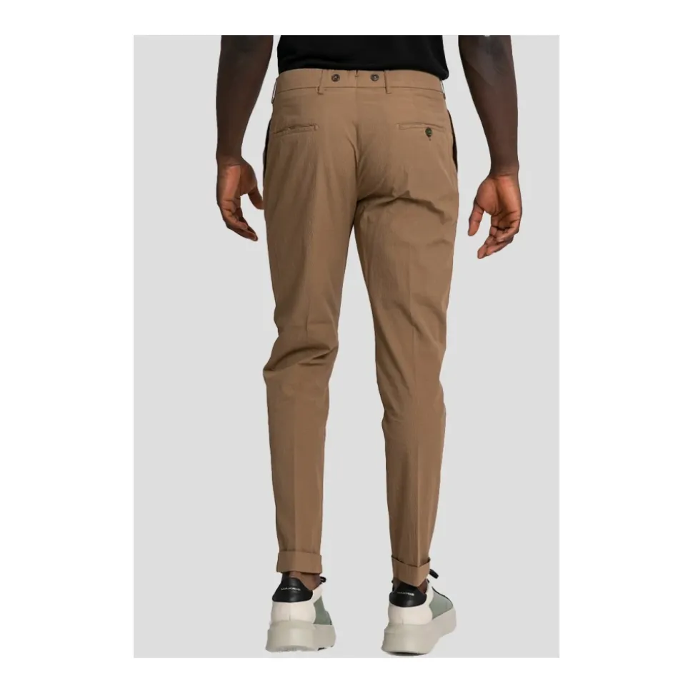 Chinos