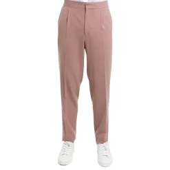 Chinos