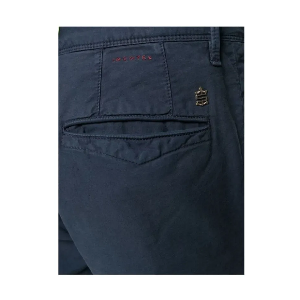 Chinos