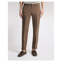 Chinos