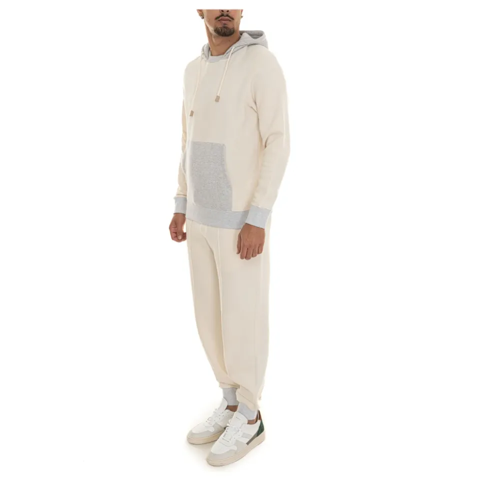 Chándal deportivo con capucha bicolor