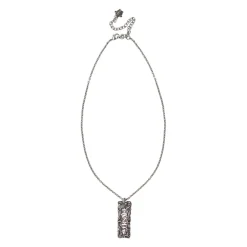 Collar con colgante de logotipo