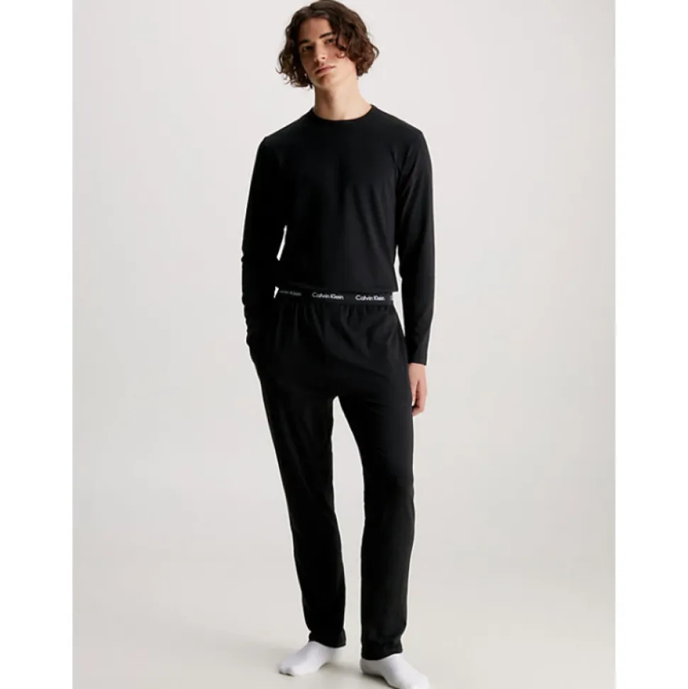 Conjunto de Pantalón Negro Diseño Elegante
