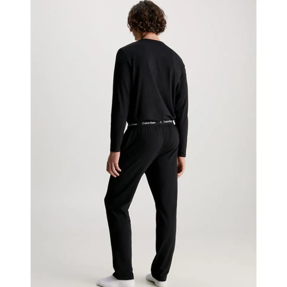 Conjunto de Pantalón Negro Diseño Elegante