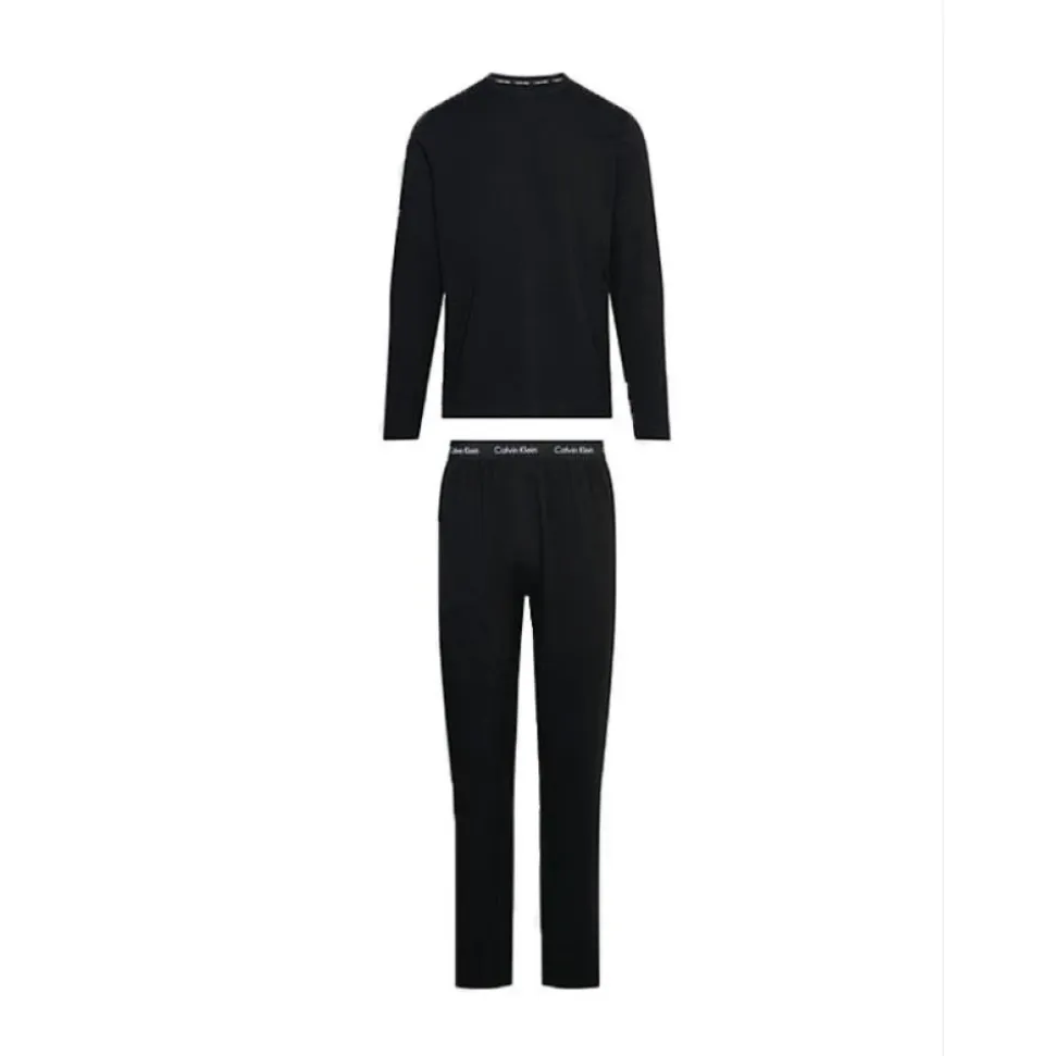 Conjunto de Pantalón Negro Diseño Elegante