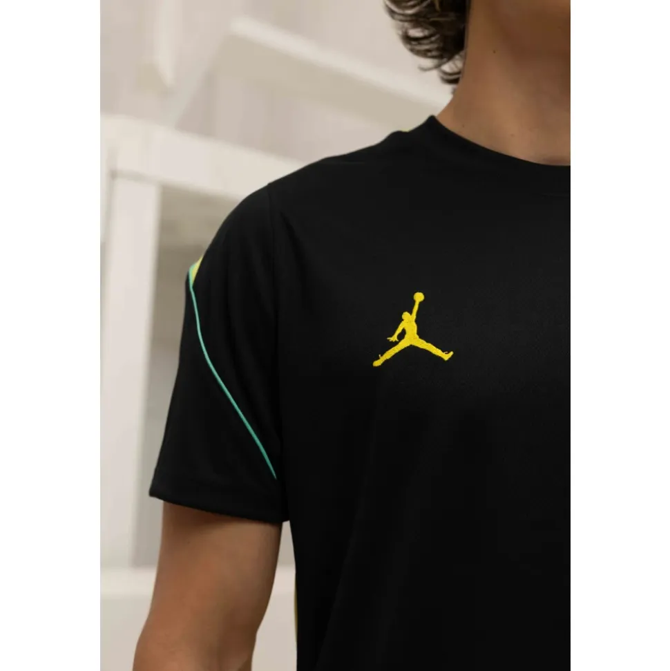Conjunto Strike Jordan Brasil 2026/2028