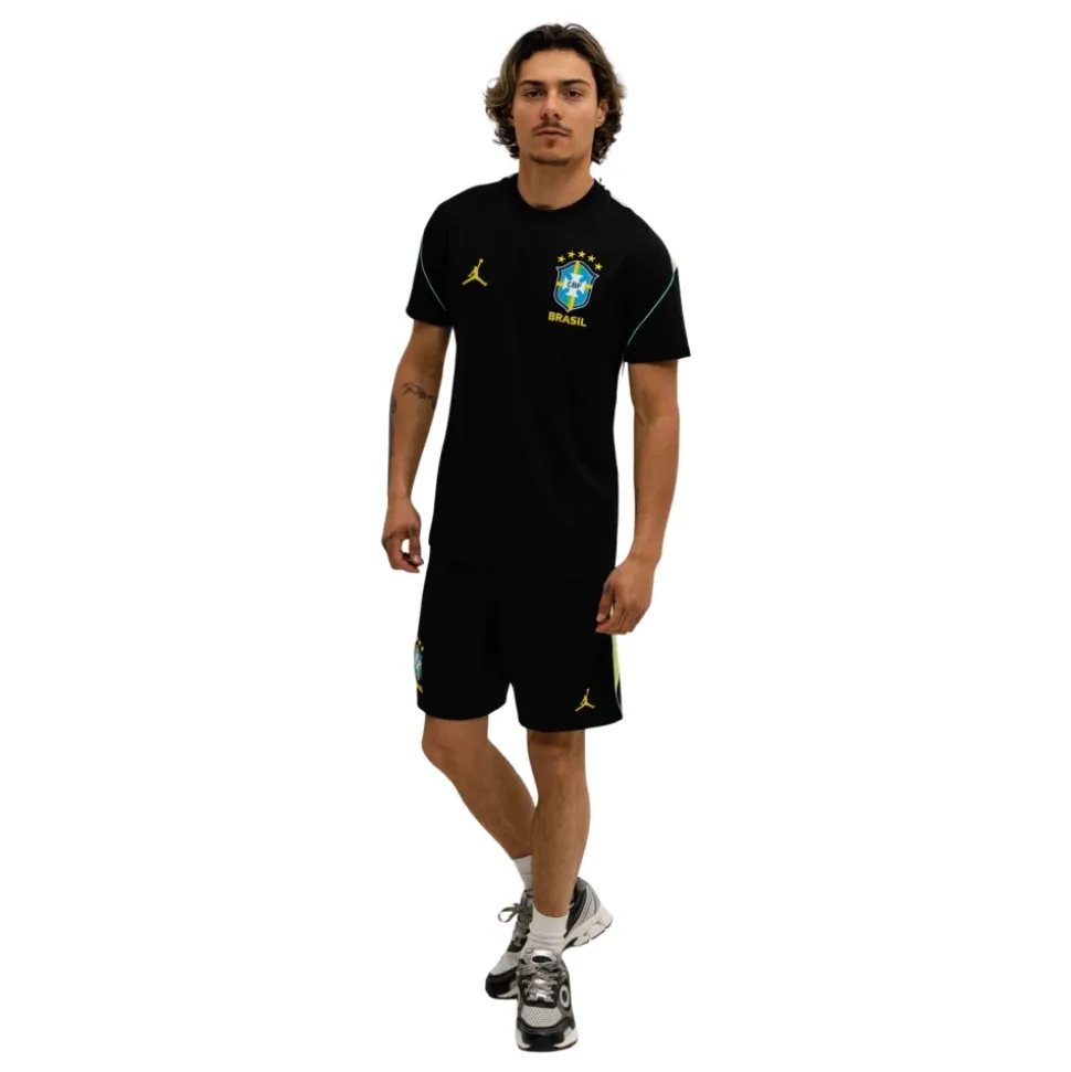 Conjunto Strike Jordan Brasil 2026/2028