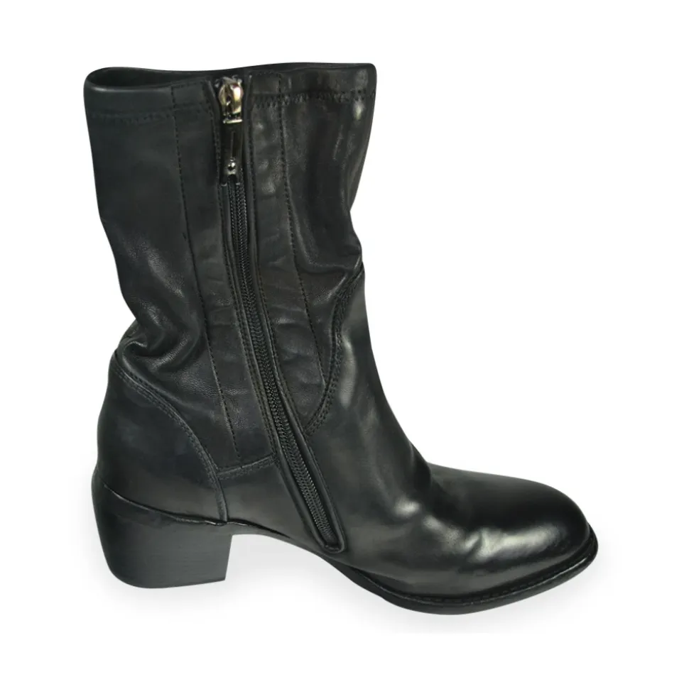 Dafne Ankle Boot