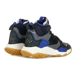 Delta Mid High Shoe