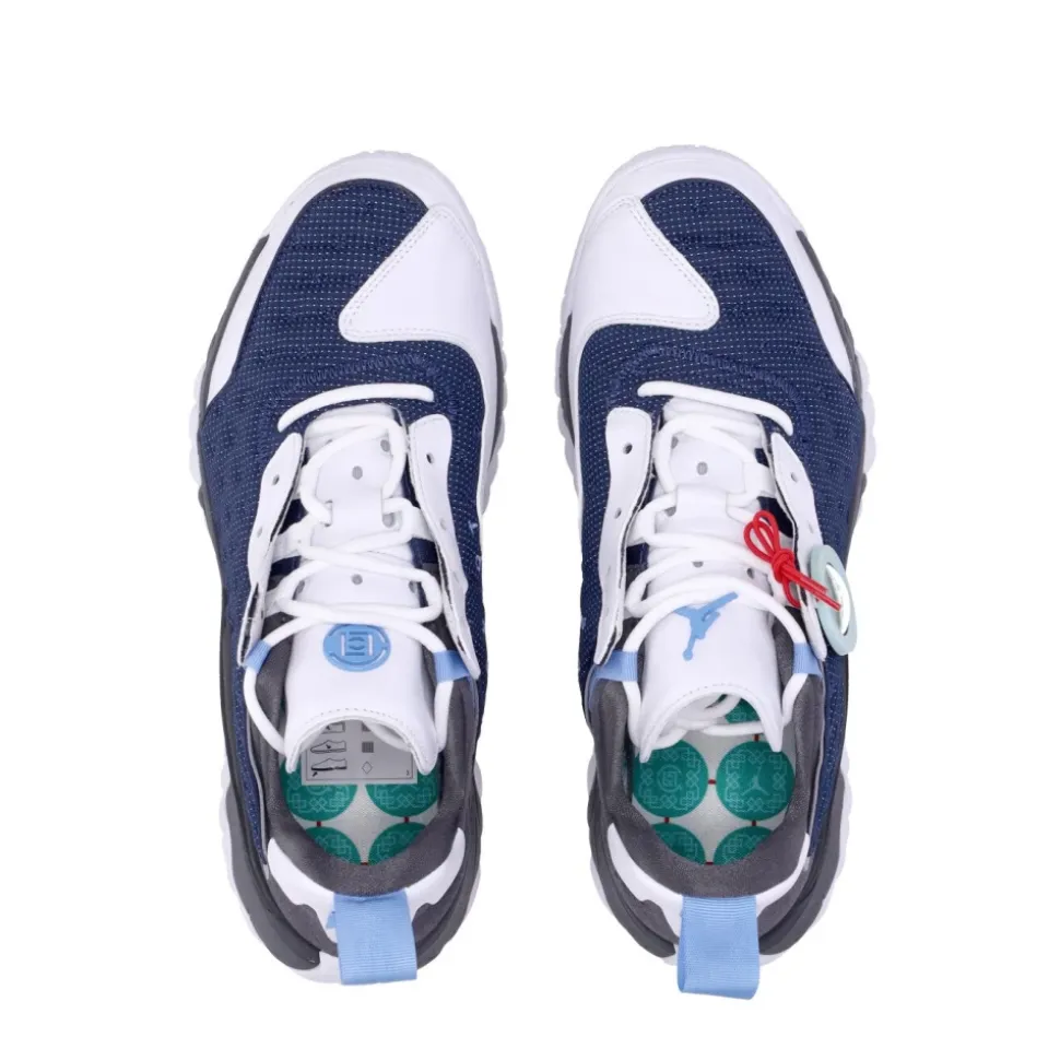 Delta 2x Clot Low Shoe Collaboration