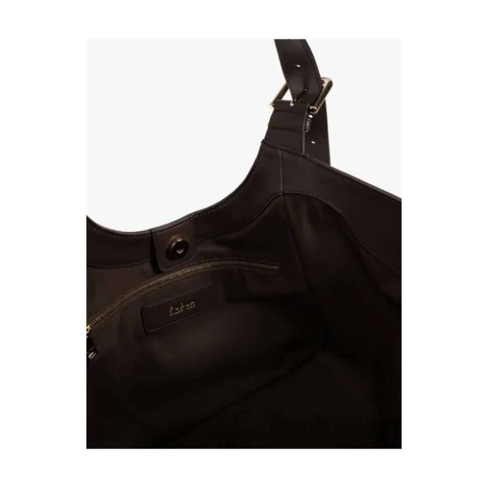 Dora M Tote
