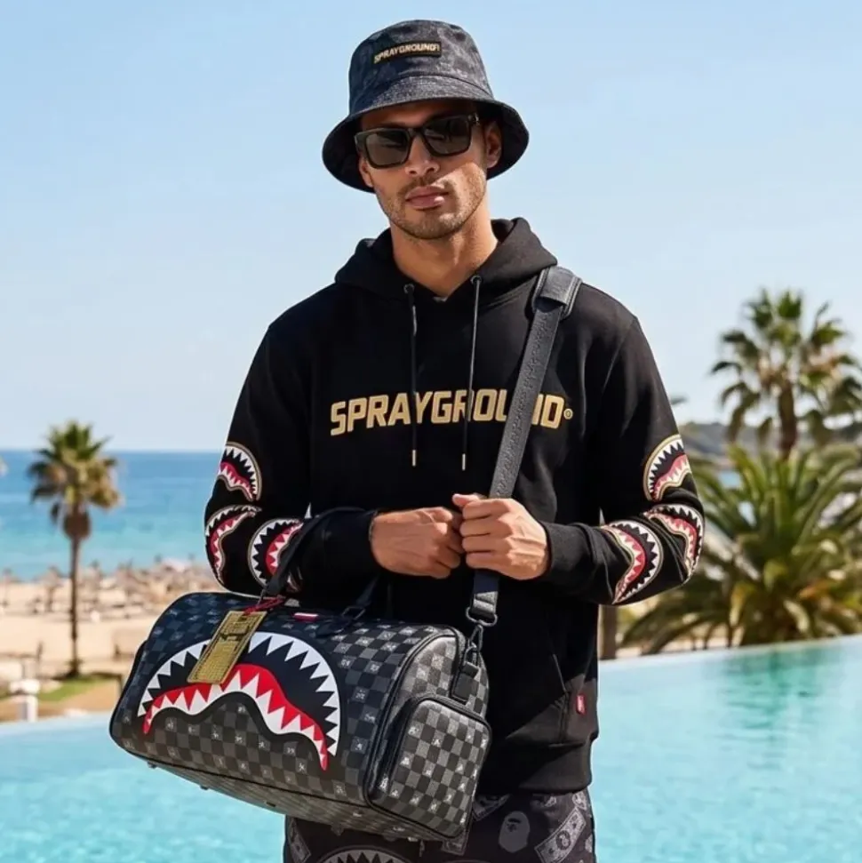 910D8910 Peeking Character Check Duffle