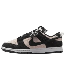 Dunk Low Retro SE