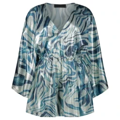 Elegante blusa azul de manga larga