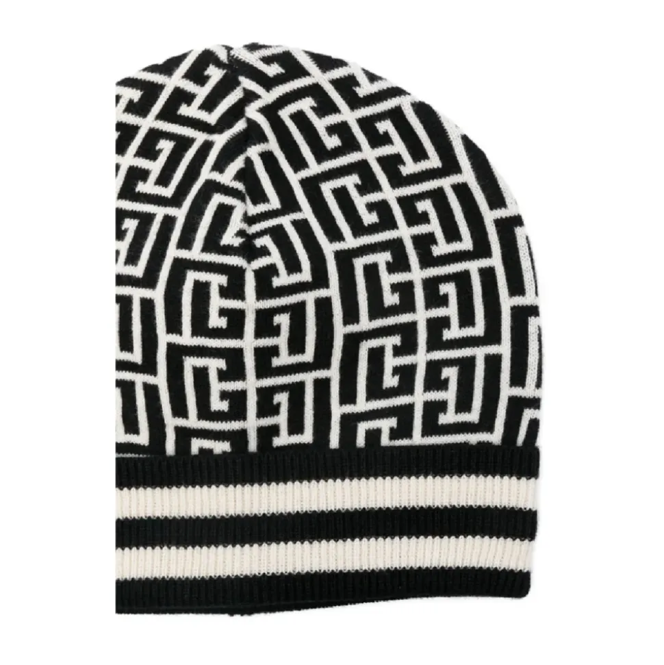 Elegantes Gorros y Gorras para Niños