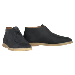 Elegantes zapatos de cuero con cordones