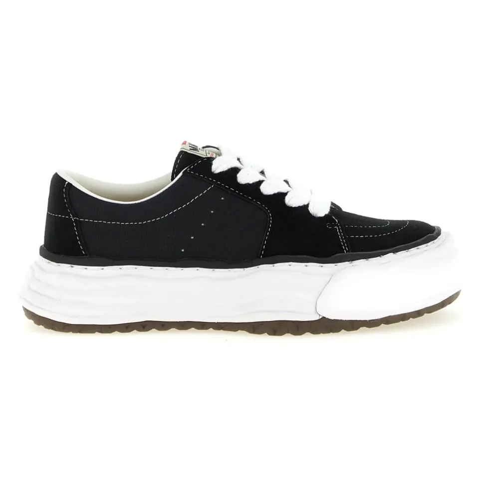 Eric Sneakers