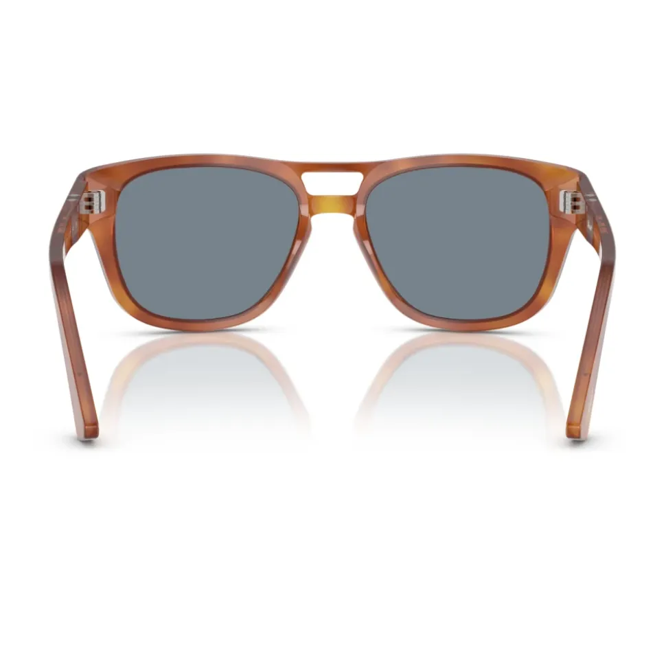 Gafas de sol elegantes en tono marrón