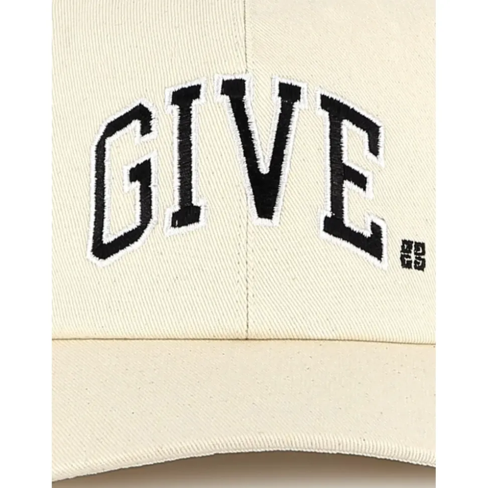 Gorra Blanca de Algodón con Logo Bordado
