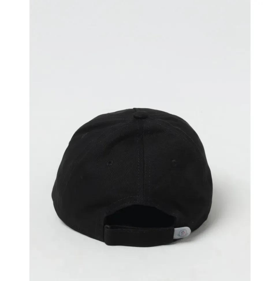 Gorra de béisbol con logo bordado