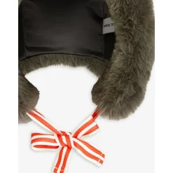 Gorro con Orejas de Pelo Sintético
