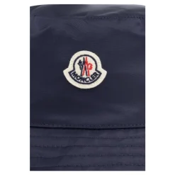 Gorro con parche del logo