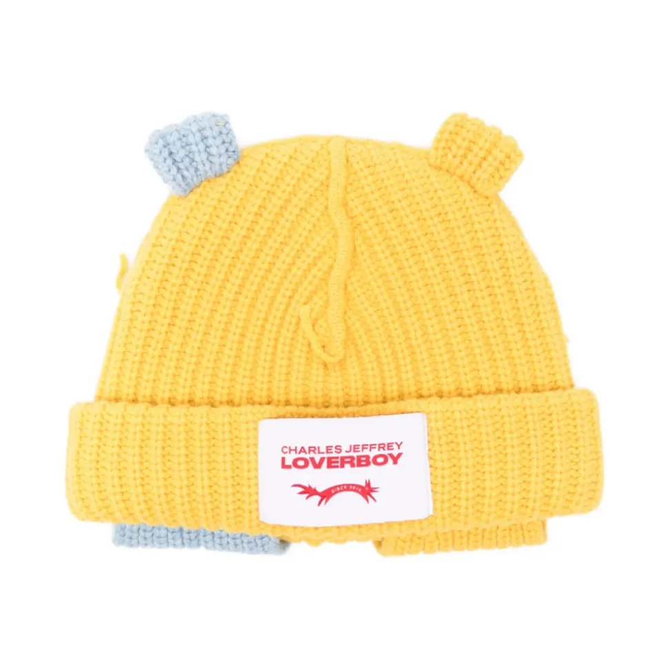 Gorro de punto acanalado con orejas de oso y borde doblado