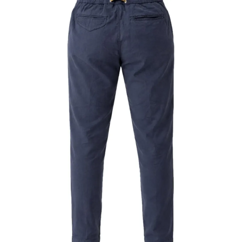 Greg Chinos