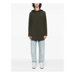 Impermeable con capucha