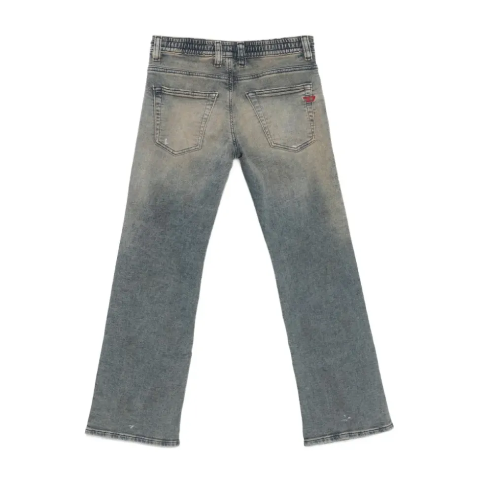 Jeans con efecto desgastado