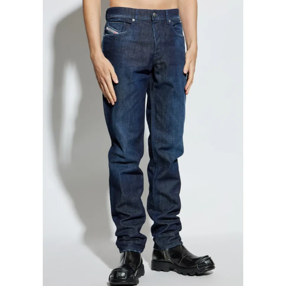 Jeans 2023 D-FINITIVE