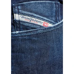 Jeans 2023 D-FINITIVE