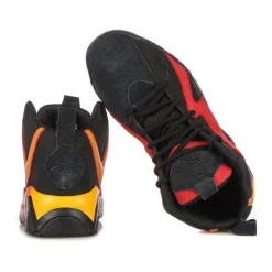 Kamikaze II Negro/Rojo/Oro Sneakers