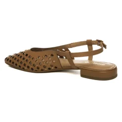 KYANA Slingback