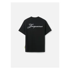 La camiseta con logo