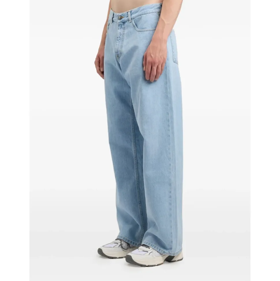 Loose-fit Jeans