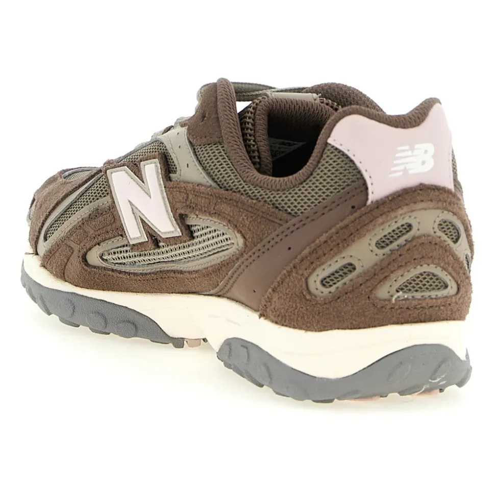 204L Sneakers