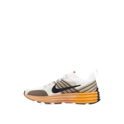 Lunar Roam Sneakers